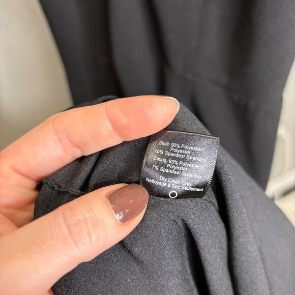 Dress The Population Iris Sleeveless Crepe Slit Gown - Picture 6 of 10